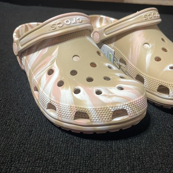 CROCS | Shoes | Classic Chai Pink Rose Marble Crocs | Poshmark